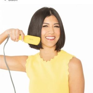 Drybar baby brush crush